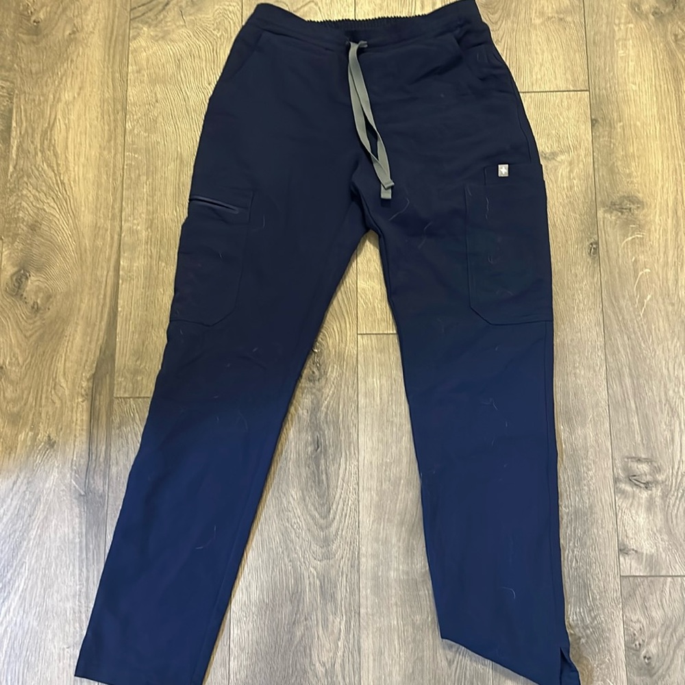 FIGS Scrubs Bottoms